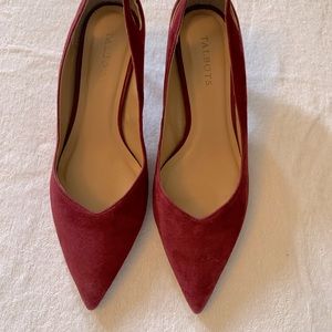 Stylish Talbots kitten heels with cute cut out